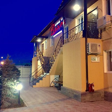 塔拉兹 Voyazh酒店 外观 照片
